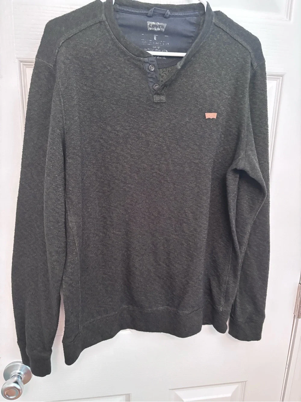 Levi's dark gray/brown Crewneck Henley Sweater with Small Logo
